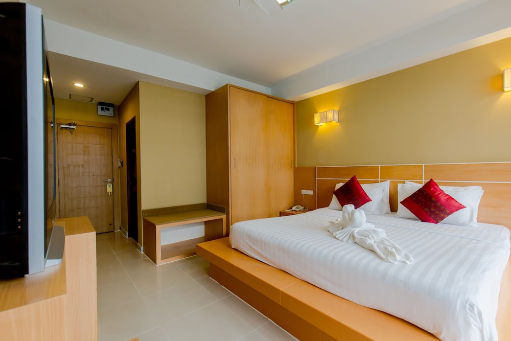 Aspery Hotel — Hotel rooms in Patong Beach, Phuket Province