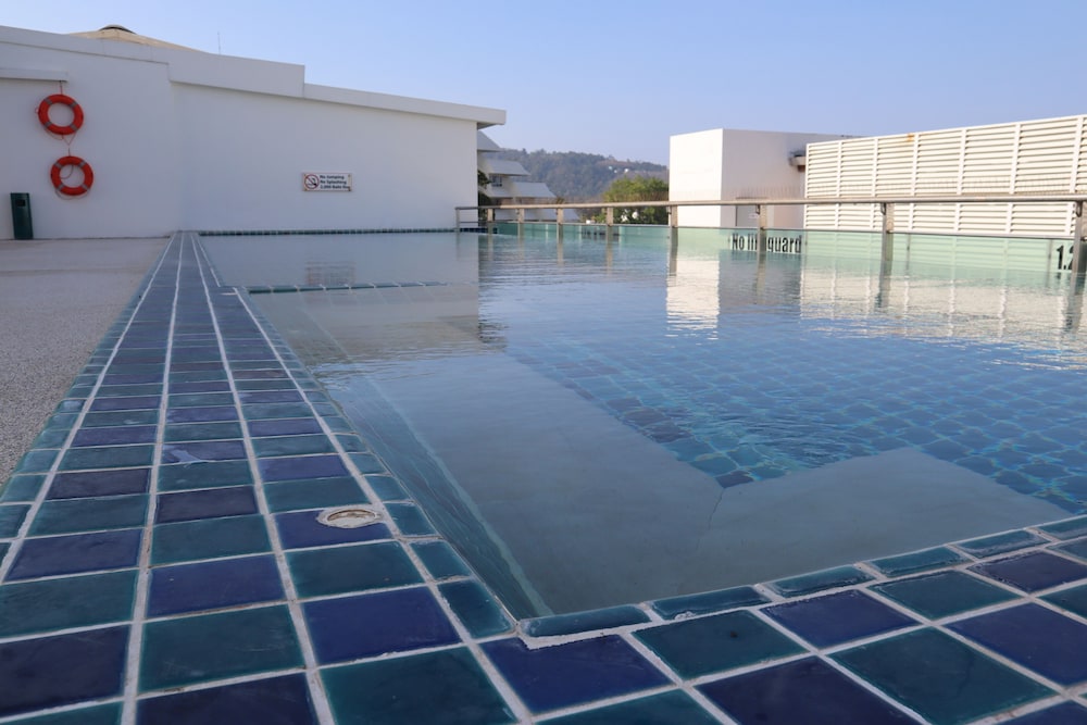 Aspery Hotel — Swimming pool in Patong Beach, Phuket Province