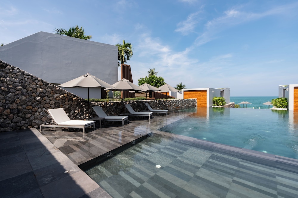 Casa de La Flora — Swimming pool in Khao Lak, Phang Nga