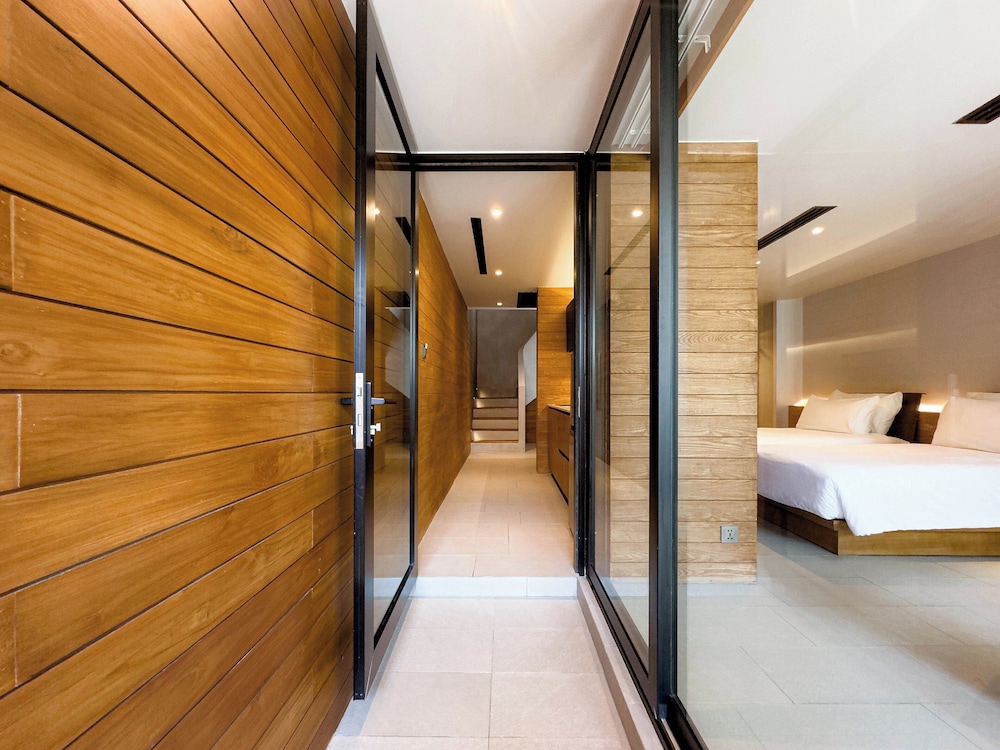 Casa de La Flora — Hotel rooms in Khao Lak, Phang Nga