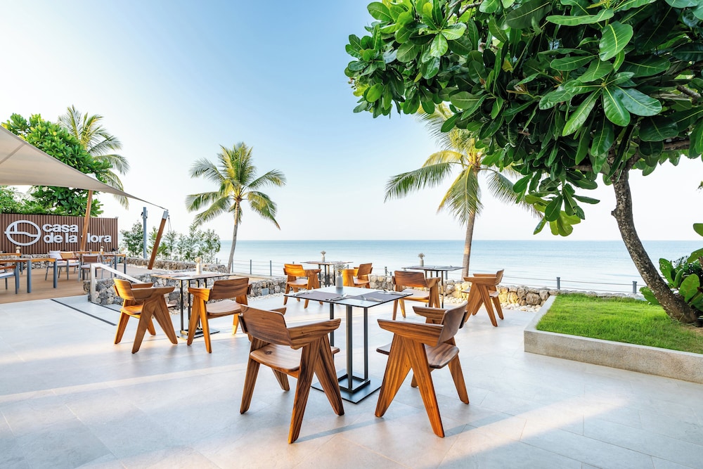 Casa de La Flora — Restaurant & bars in Khao Lak, Phang Nga