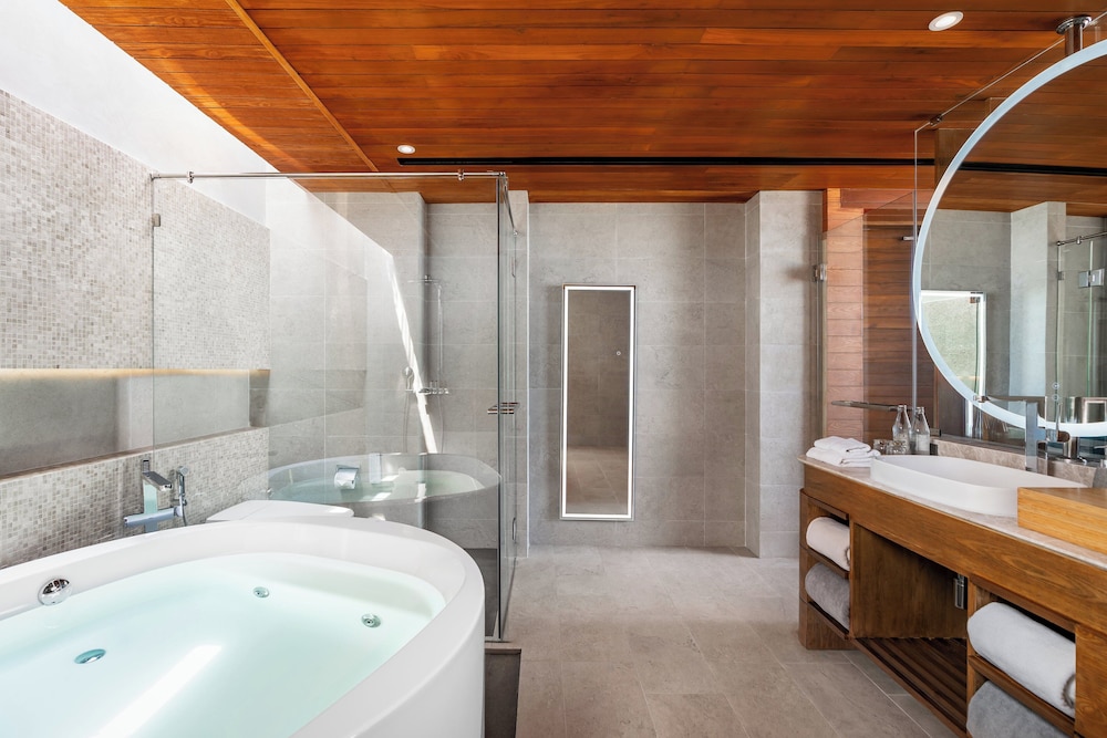 Casa de La Flora — Hotel rooms in Khao Lak, Phang Nga
