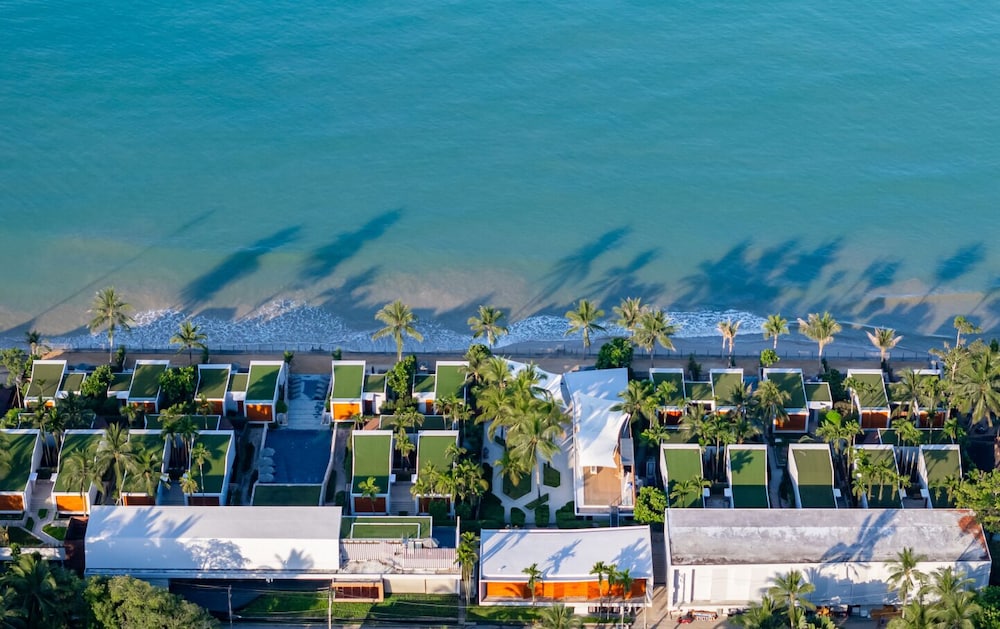 Casa de La Flora — Beach in Khao Lak, Phang Nga