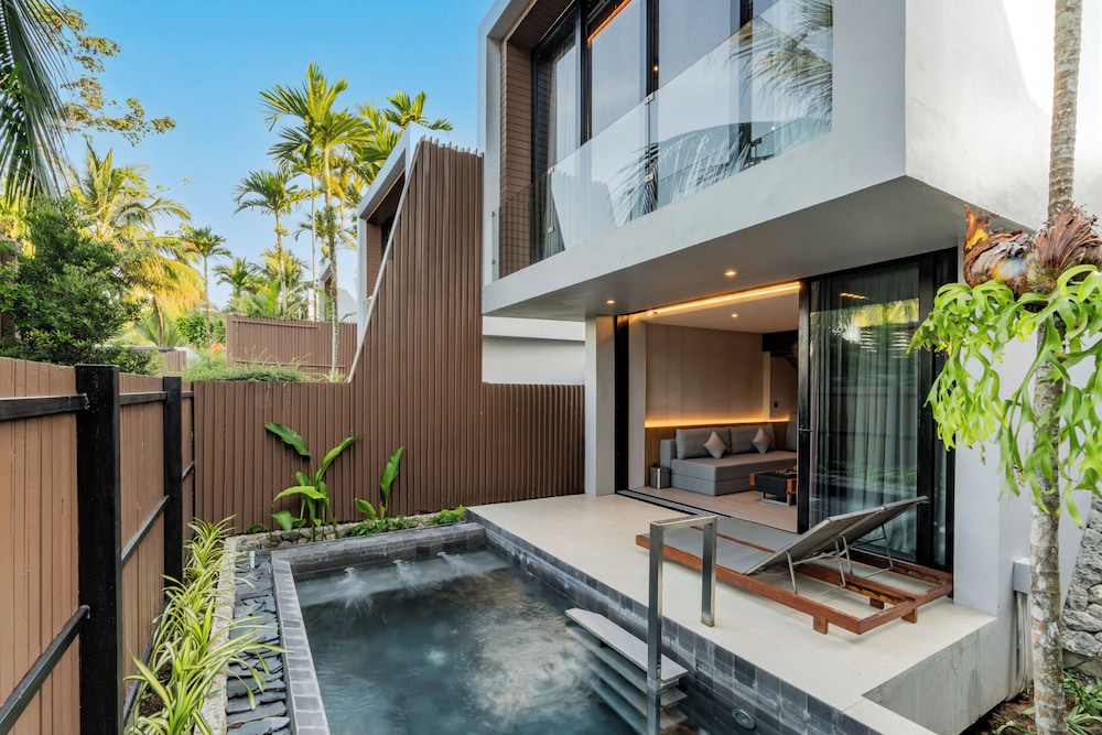 Casa de La Flora — Swimming pool in Khao Lak, Phang Nga