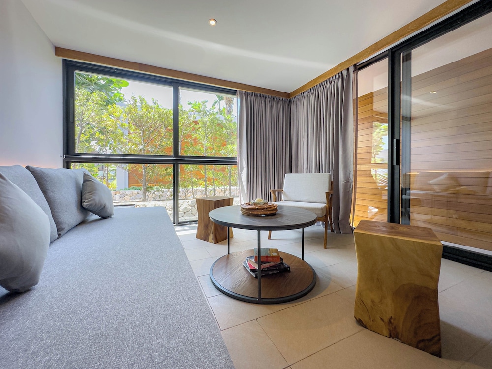 Casa de La Flora — Hotel rooms in Khao Lak, Phang Nga