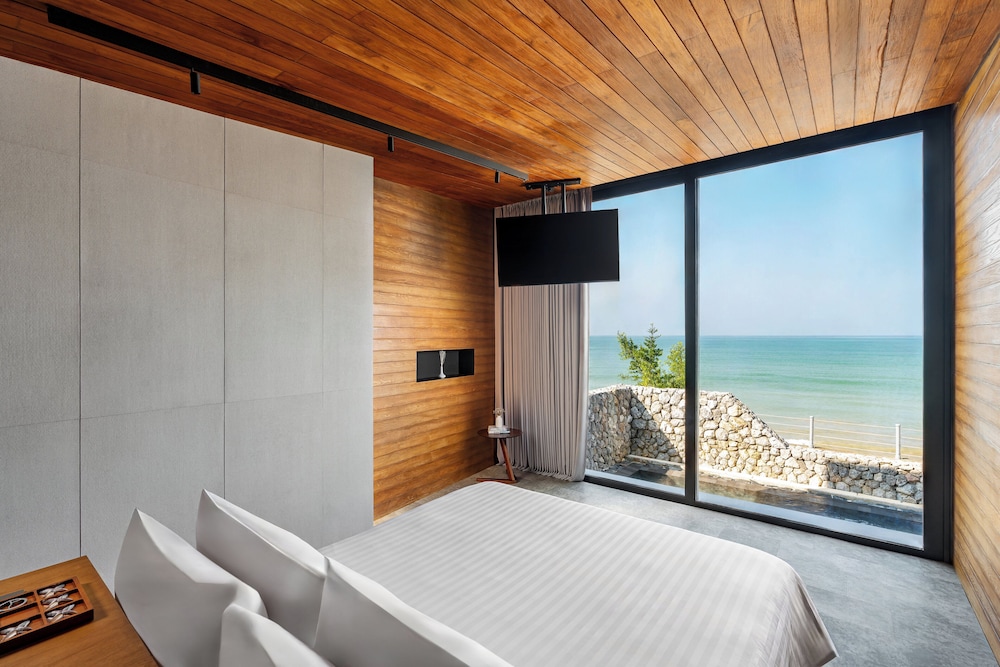 Casa de La Flora — Hotel rooms in Khao Lak, Phang Nga