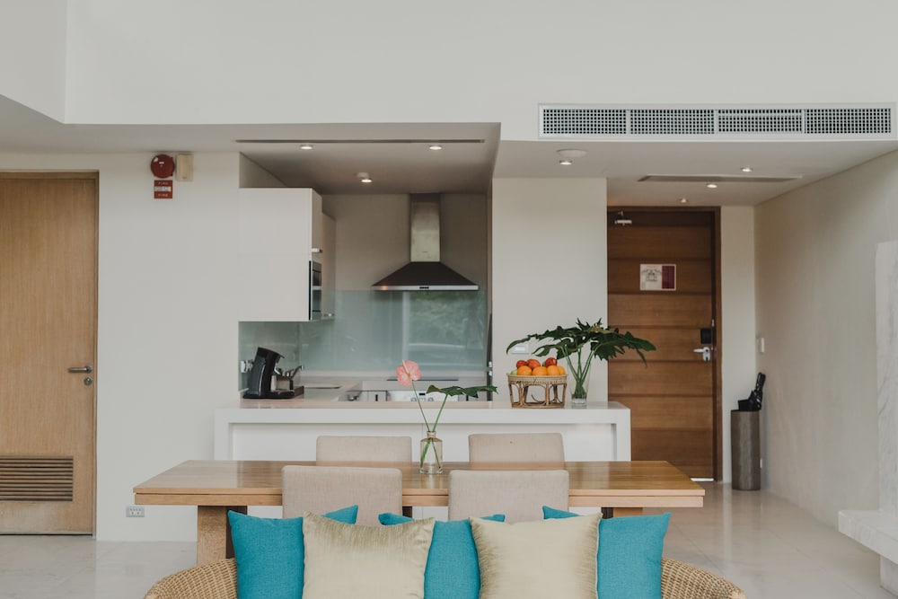 Splash Beach Villa Resort — Hotel rooms in Mai Khao, Phuket Province