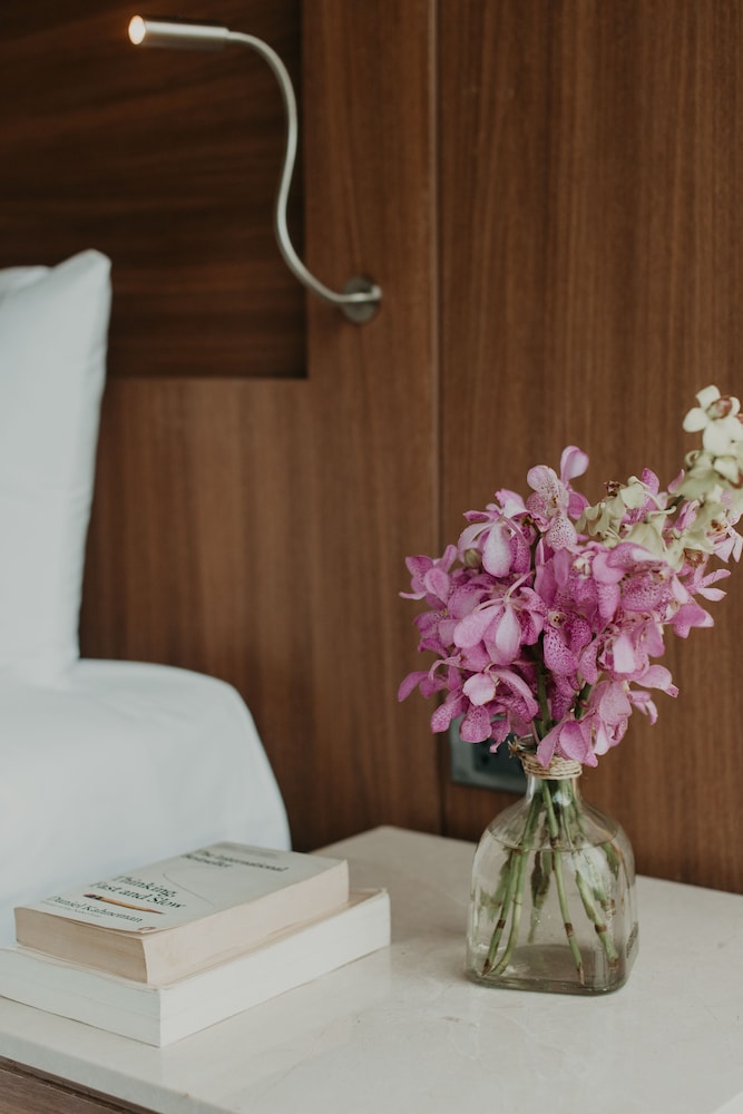 Splash Beach Villa Resort — Hotel rooms in Mai Khao, Phuket Province