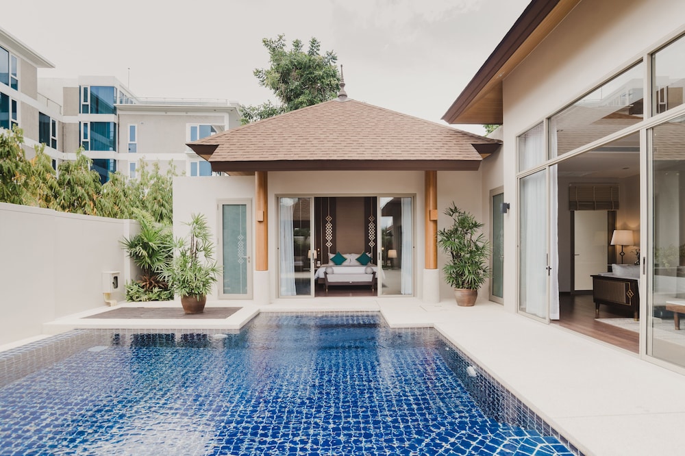 Splash Beach Villa Resort — Swimming pool in Mai Khao, Phuket Province