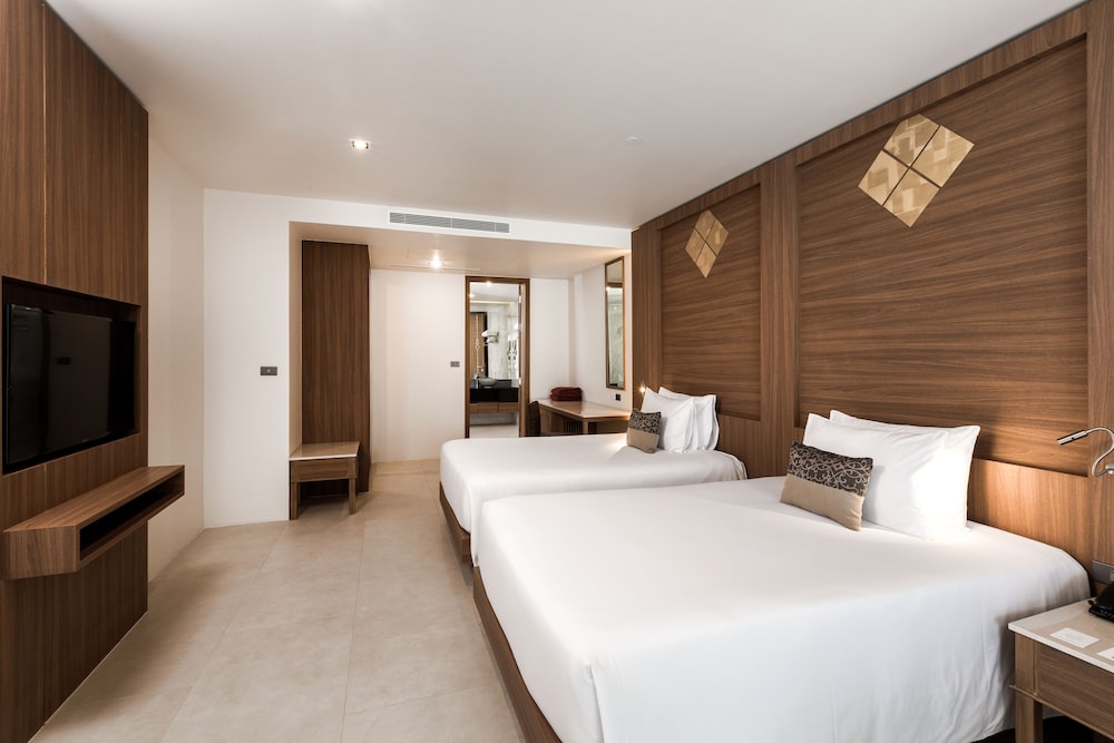 Splash Beach Villa Resort — Hotel rooms in Mai Khao, Phuket Province
