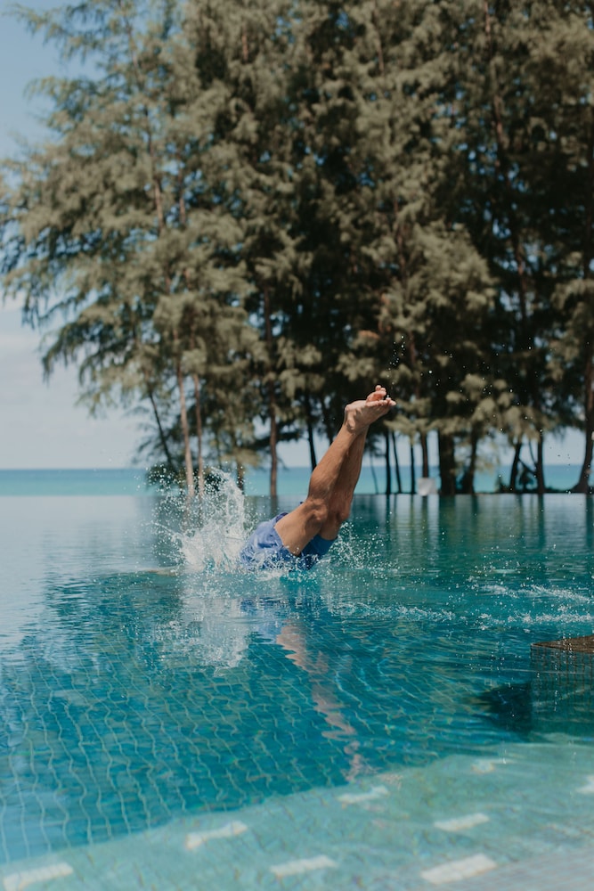 Splash Beach Villa Resort — Swimming pool in Mai Khao, Phuket Province