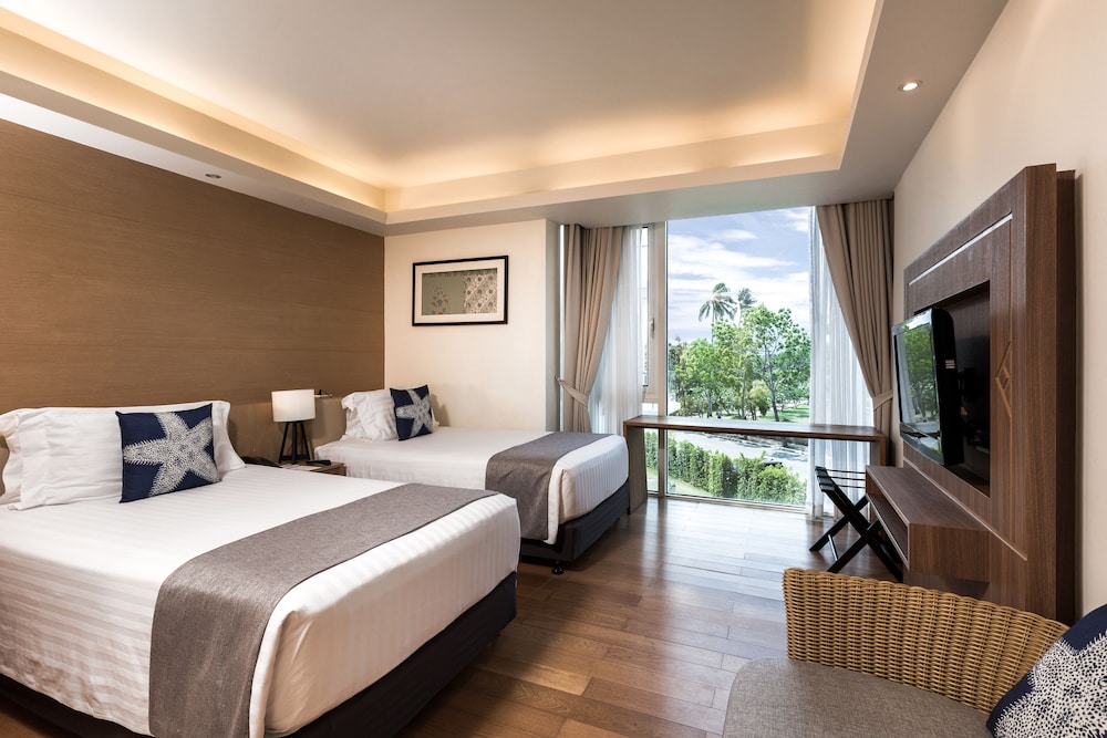 Splash Beach Villa Resort — Hotel rooms in Mai Khao, Phuket Province