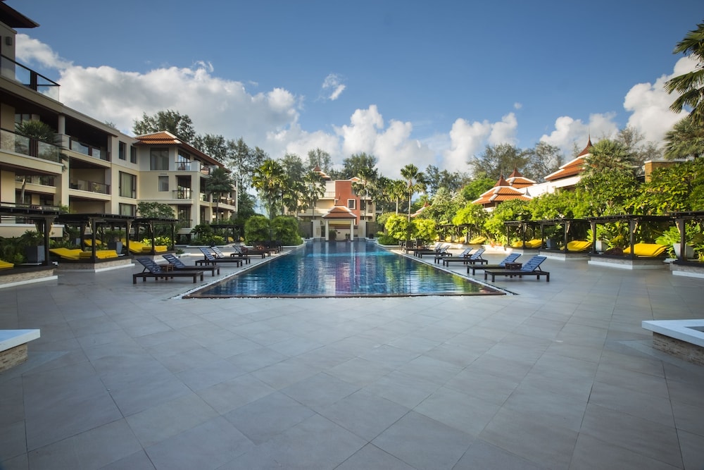 Mövenpick Phuket Bangtao — Swimming pool in Bang Tao Beach, Phuket Province