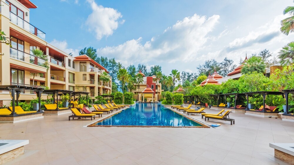 Mövenpick Phuket Bangtao — Swimming pool in Bang Tao Beach, Phuket Province