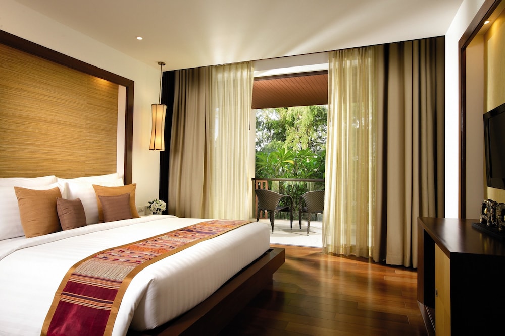Mövenpick Phuket Bangtao — Hotel rooms in Bang Tao Beach, Phuket Province