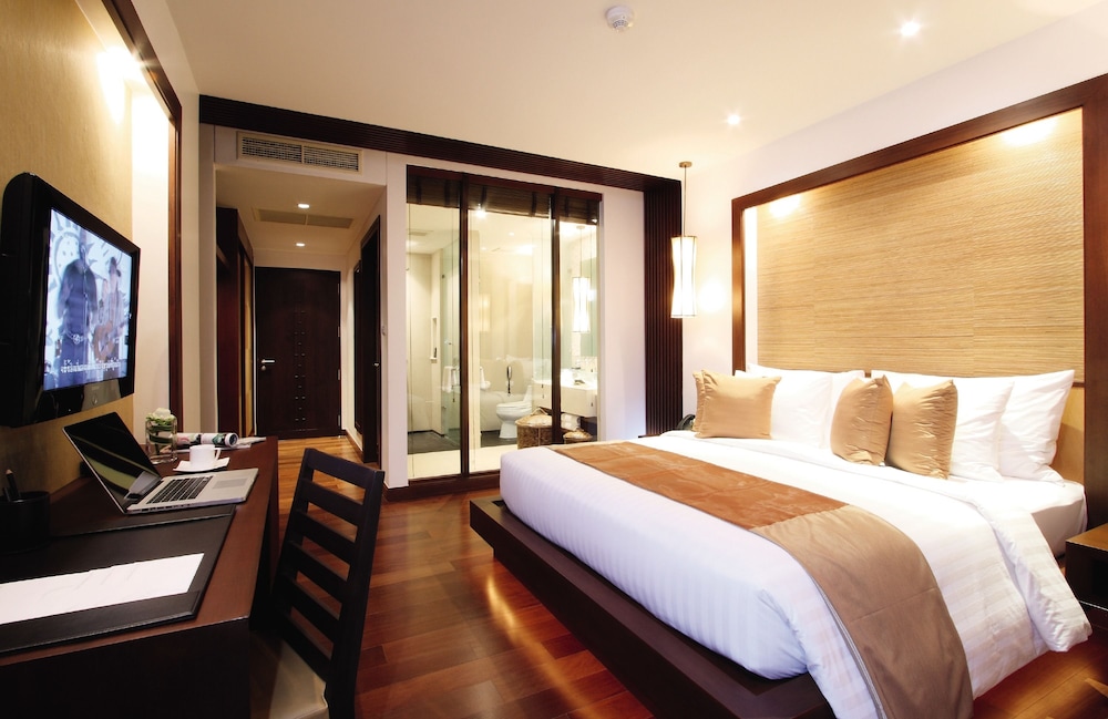 Mövenpick Phuket Bangtao — Hotel rooms in Bang Tao Beach, Phuket Province
