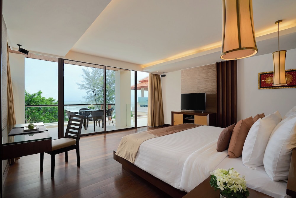 Mövenpick Phuket Bangtao — Hotel rooms in Bang Tao Beach, Phuket Province