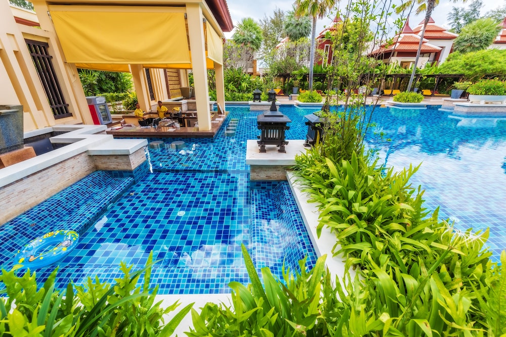 Mövenpick Phuket Bangtao — Swimming pool in Bang Tao Beach, Phuket Province