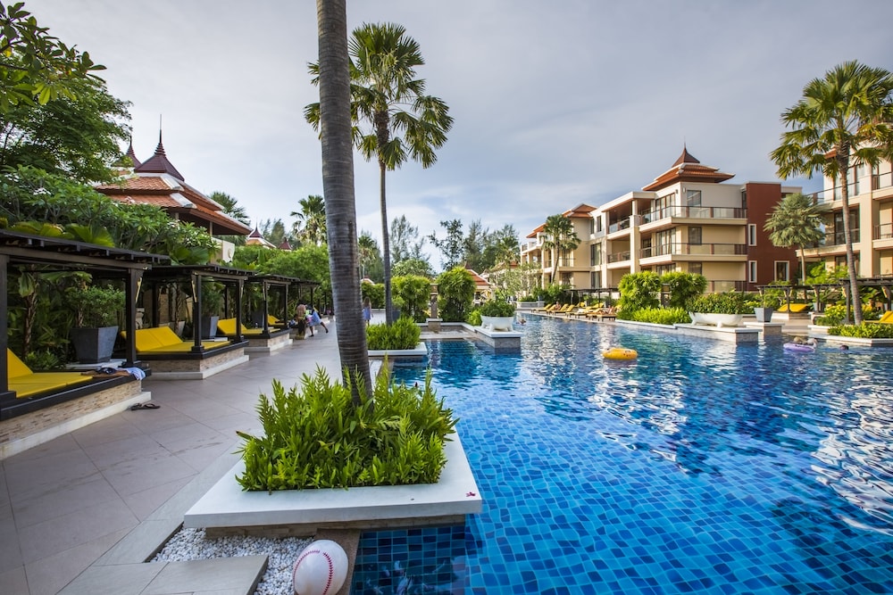 Mövenpick Phuket Bangtao — Swimming pool in Bang Tao Beach, Phuket Province