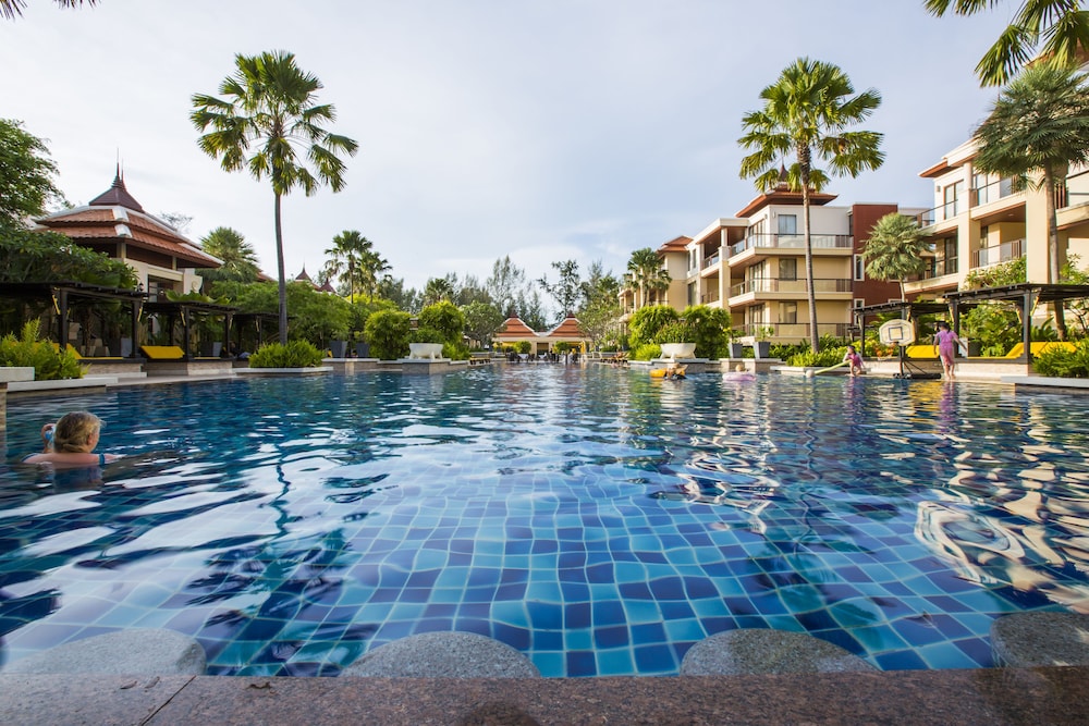 Mövenpick Phuket Bangtao — Swimming pool in Bang Tao Beach, Phuket Province