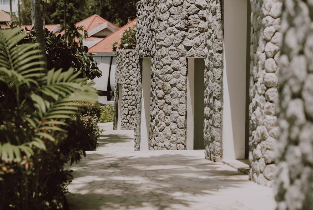Amatara Welleisure Resort — Hotel building in Ko Lon, Phuket Province