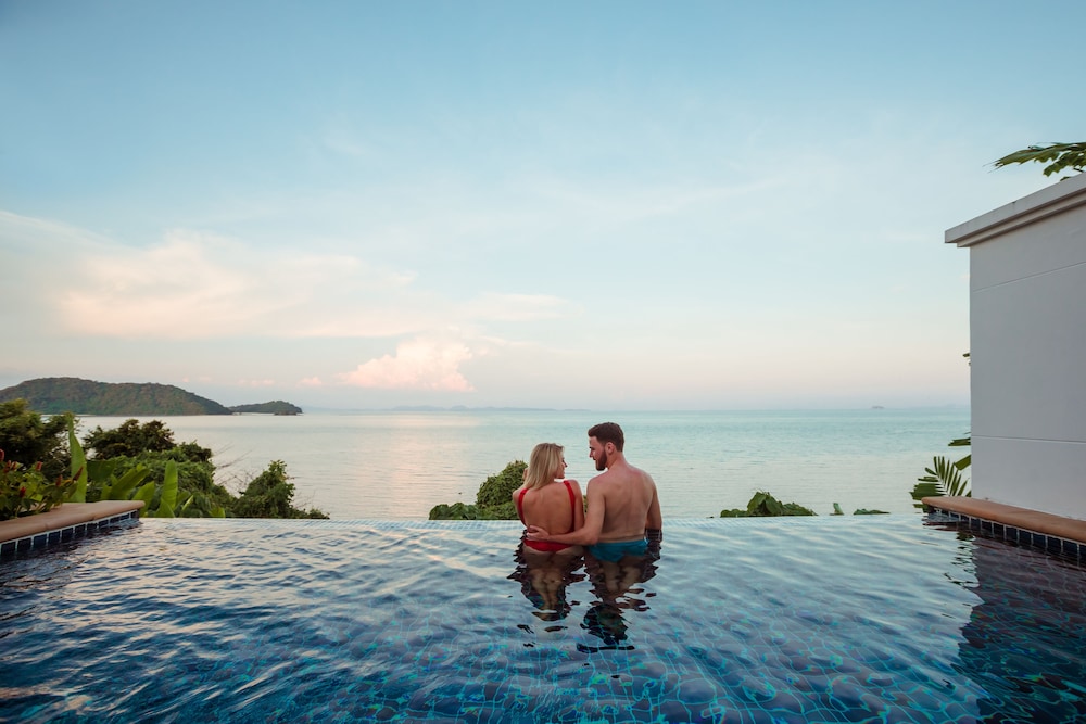 Amatara Welleisure Resort — Swimming pool in Ko Lon, Phuket Province