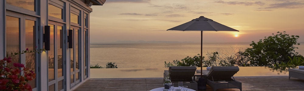Amatara Welleisure Resort — Restaurant & bars in Ko Lon, Phuket Province