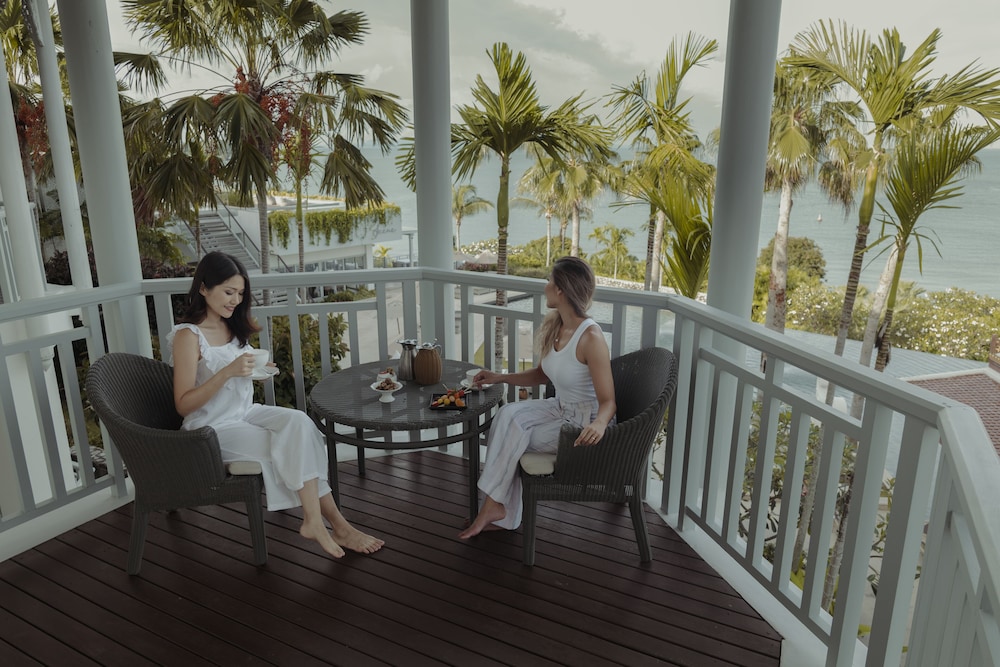 Amatara Welleisure Resort — Restaurant & bars in Ko Lon, Phuket Province