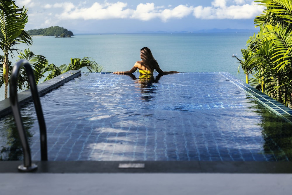 Amatara Welleisure Resort — Swimming pool in Ko Lon, Phuket Province
