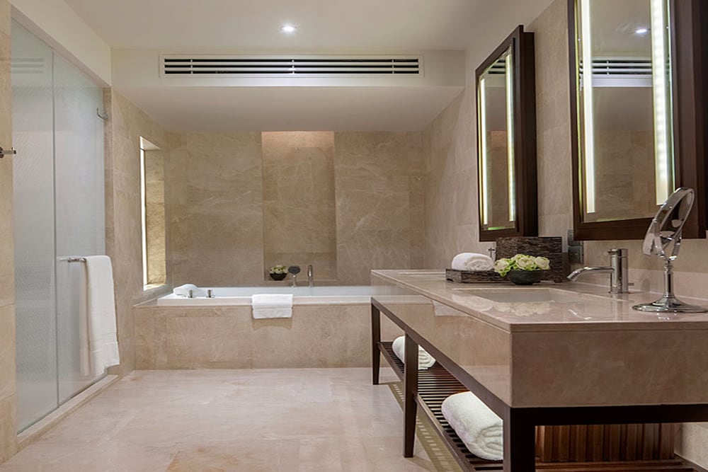Amatara Welleisure Resort — Hotel rooms in Ko Lon, Phuket Province