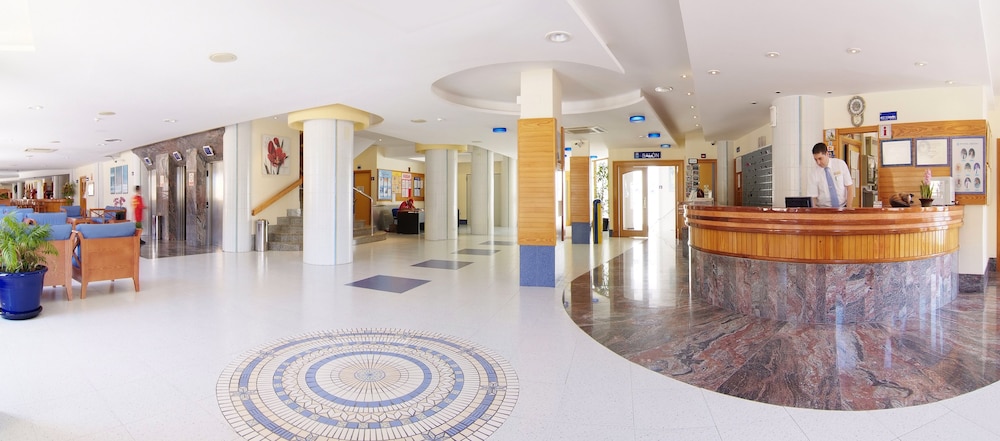 Invisa Hotel Ereso All Inclusive — Hotel building in Santa Eulalia, Balearic Islands
