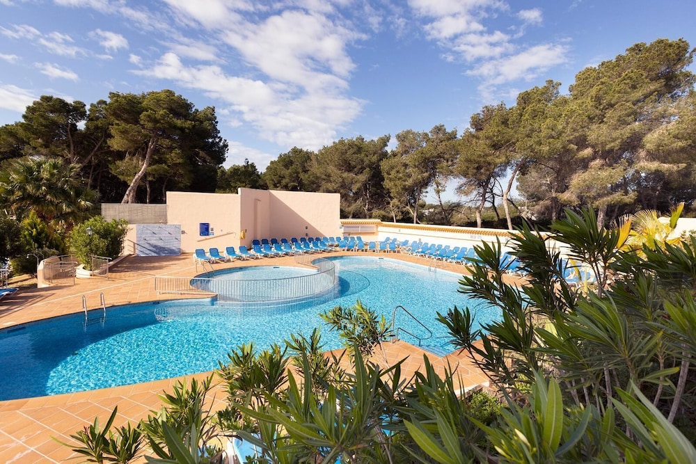 Invisa Hotel Ereso All Inclusive — Swimming pool in Santa Eulalia, Balearic Islands