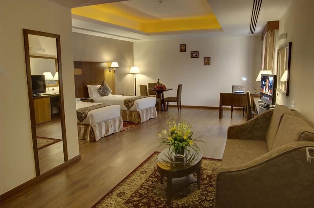 Fortune Pearl Hotel, Deira — Hotel rooms in Dubai