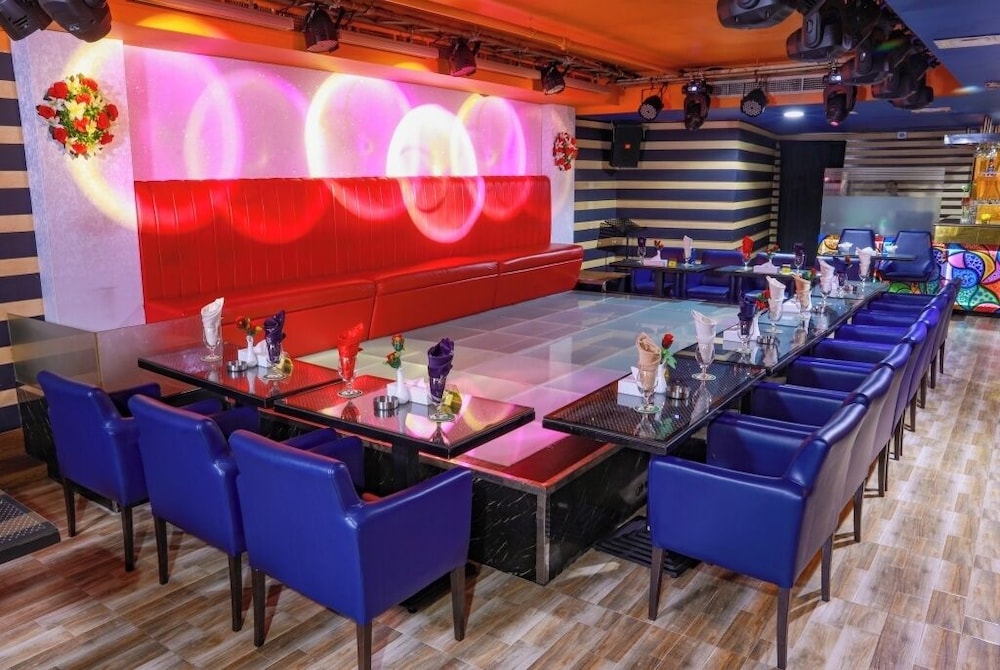 Fortune Pearl Hotel, Deira — Restaurant & bars in Dubai