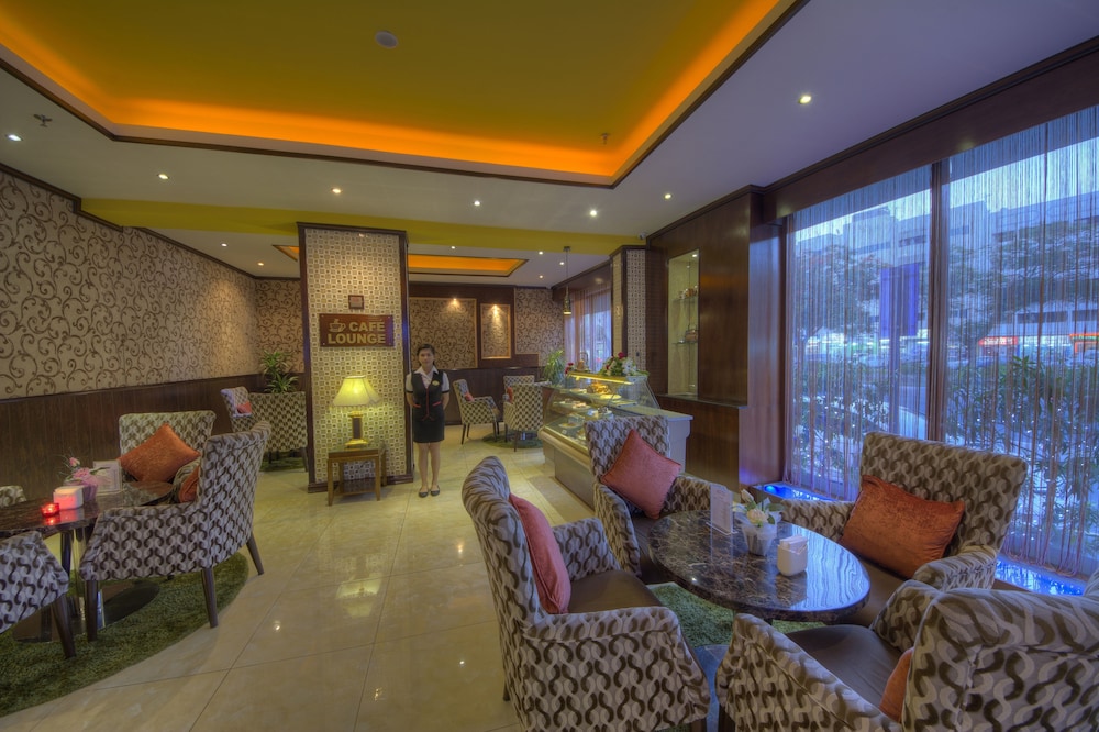 Fortune Pearl Hotel, Deira — Restaurant & bars in Dubai