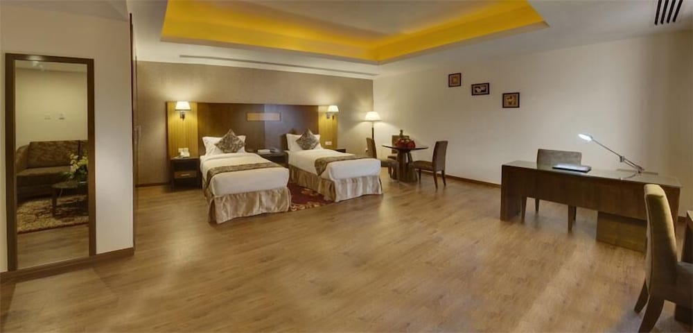 Fortune Pearl Hotel, Deira — Hotel rooms in Dubai