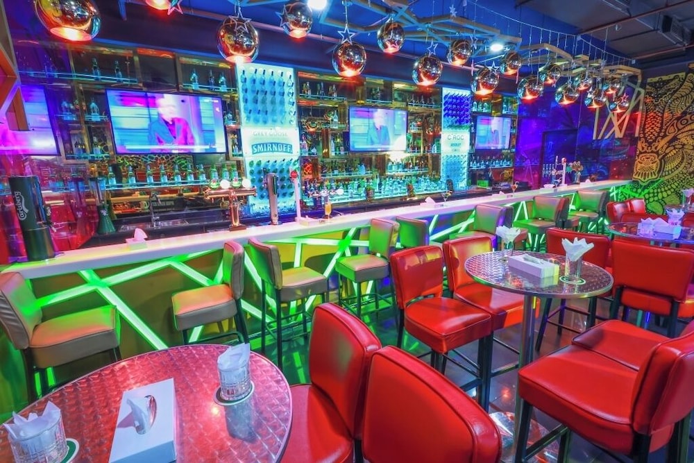 Fortune Pearl Hotel, Deira — Restaurant & bars in Dubai