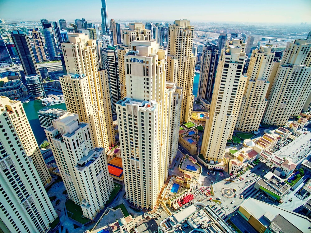 Hilton Dubai the Walk — Hotel building in Dubai