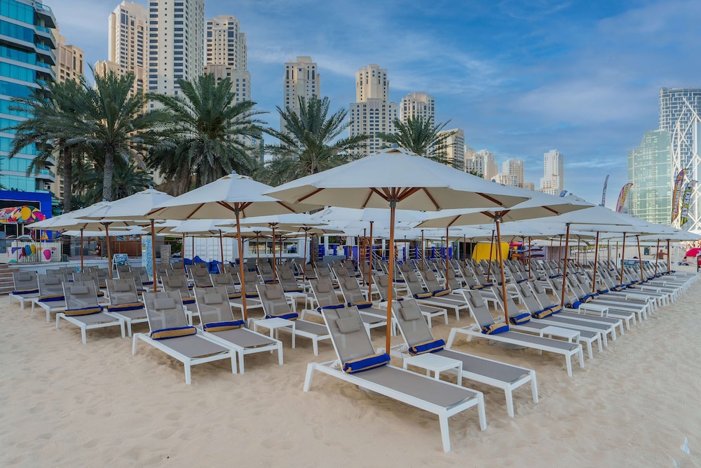 Hilton Dubai the Walk — Beach in Dubai