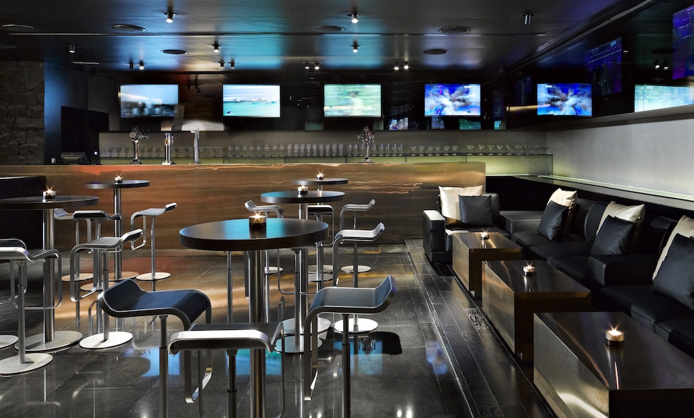 The Canvas Dubai - MGallery Hotel Collection — Restaurant & bars in Dubai