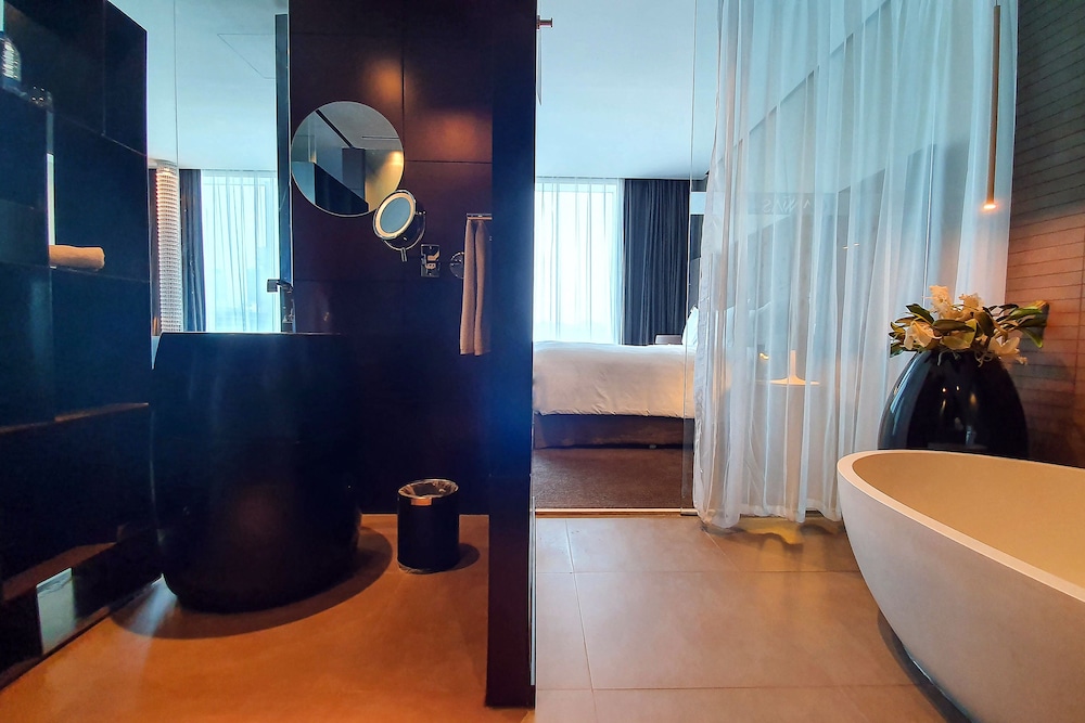 The Canvas Dubai - MGallery Hotel Collection — Hotel rooms in Dubai