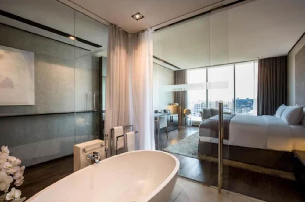 The Canvas Dubai - MGallery Hotel Collection — Hotel rooms in Dubai