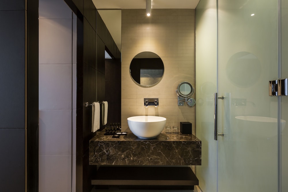The Canvas Dubai - MGallery Hotel Collection — Hotel rooms in Dubai