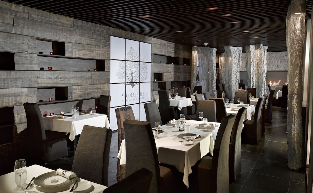 The Canvas Dubai - MGallery Hotel Collection — Restaurant & bars in Dubai