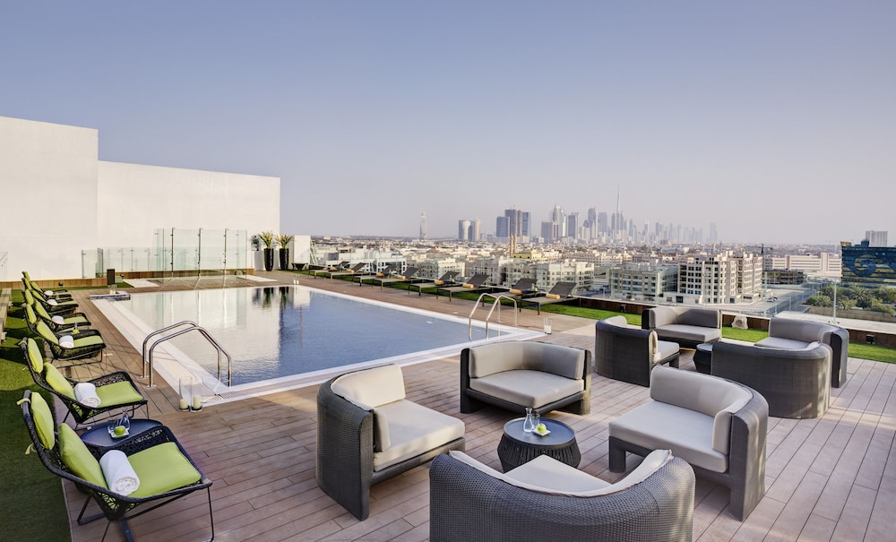 The Canvas Dubai - MGallery Hotel Collection — Swimming pool in Dubai