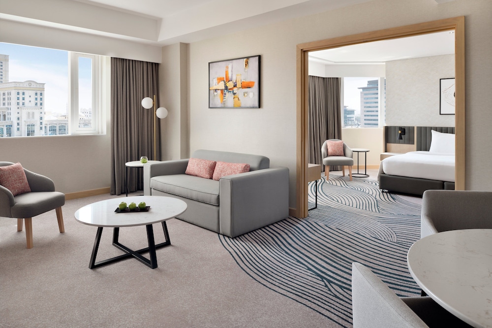 Crowne Plaza Dubai Jumeirah by IHG — Hotel rooms in Dubai