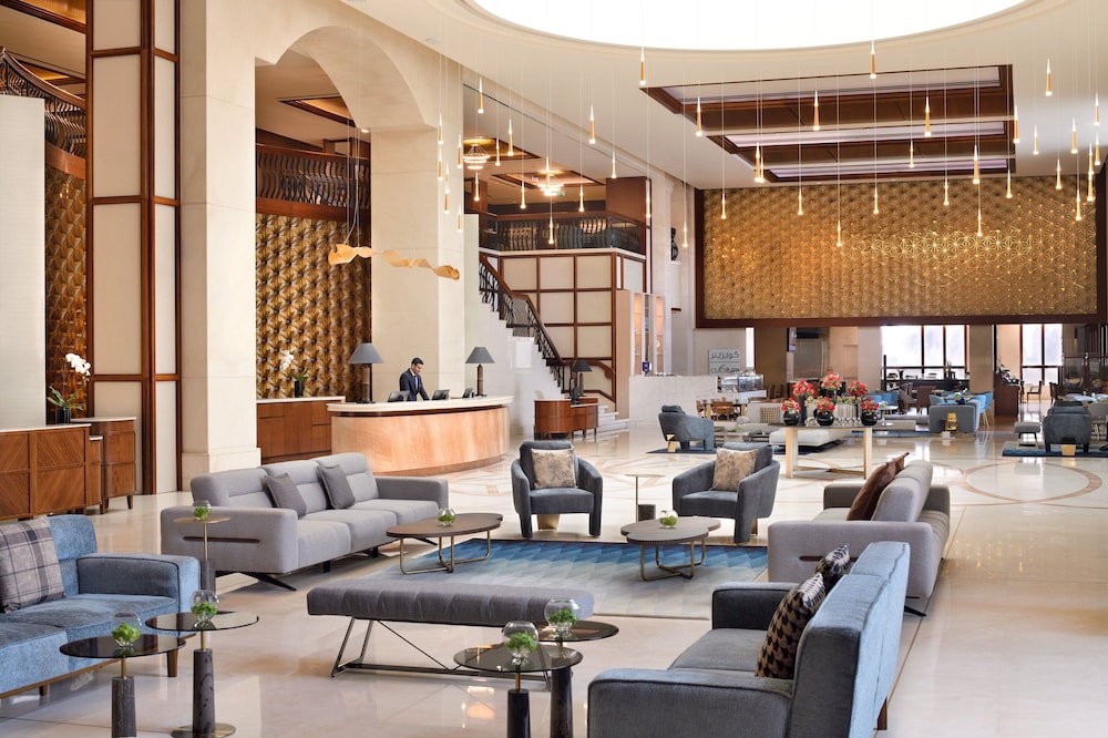 Crowne Plaza Dubai Jumeirah by IHG — Hotel building in Dubai