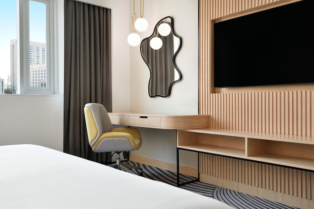Crowne Plaza Dubai Jumeirah by IHG — Hotel rooms in Dubai