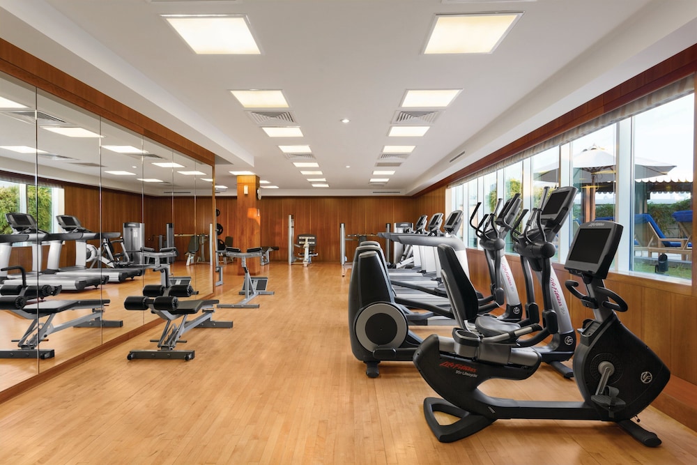 Crowne Plaza Dubai Jumeirah by IHG — Sports & recreation in Dubai