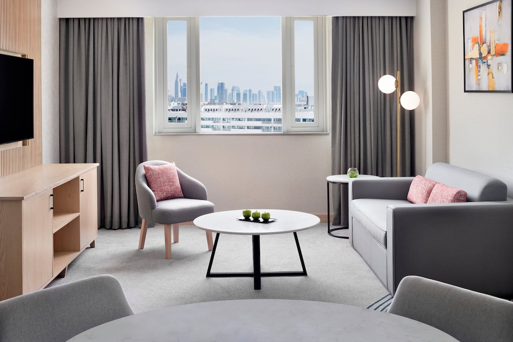 Crowne Plaza Dubai Jumeirah by IHG — Hotel rooms in Dubai